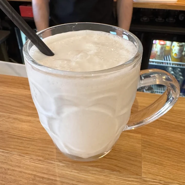 Nikita cocktail made with vanilla ice cream, beer and white wine